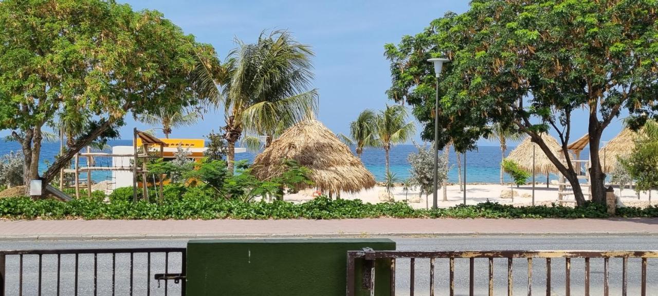 וילמסטאד Studios With Beautiful Sea View מראה חיצוני תמונה